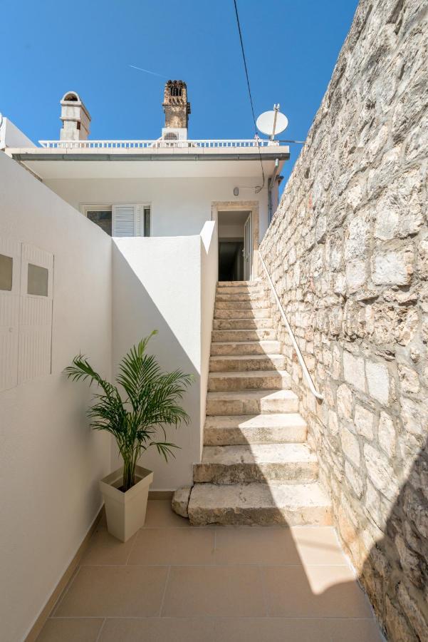 Apartments Villa Tudor 2 Hvar Town Exterior photo
