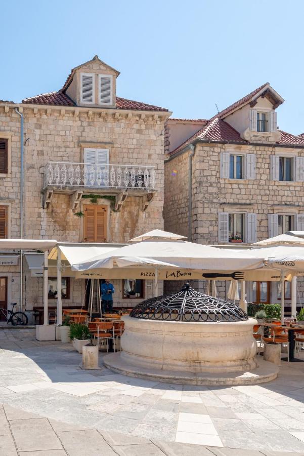 Apartments Villa Tudor 2 Hvar Town Exterior photo